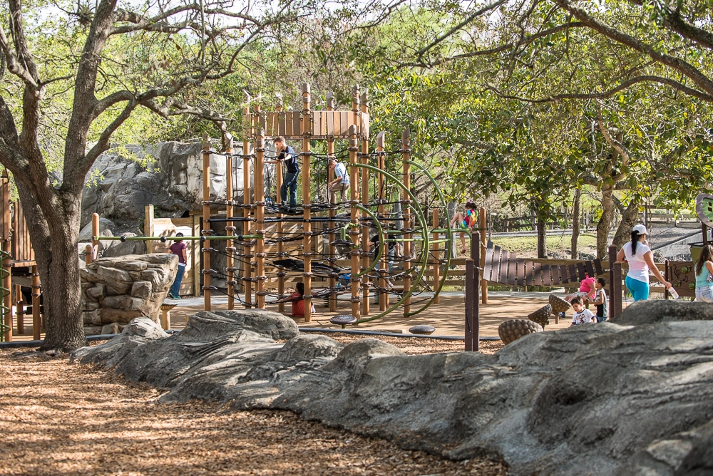 Amelia Earhart park and children playing
